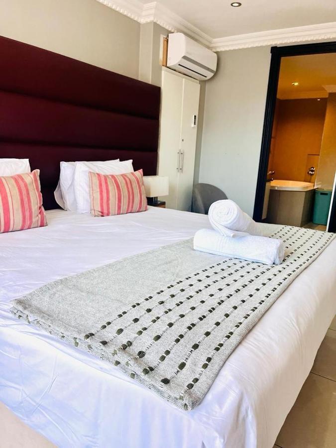 The Sails Penthouse With Private Rooftop Pool Durban Exterior photo